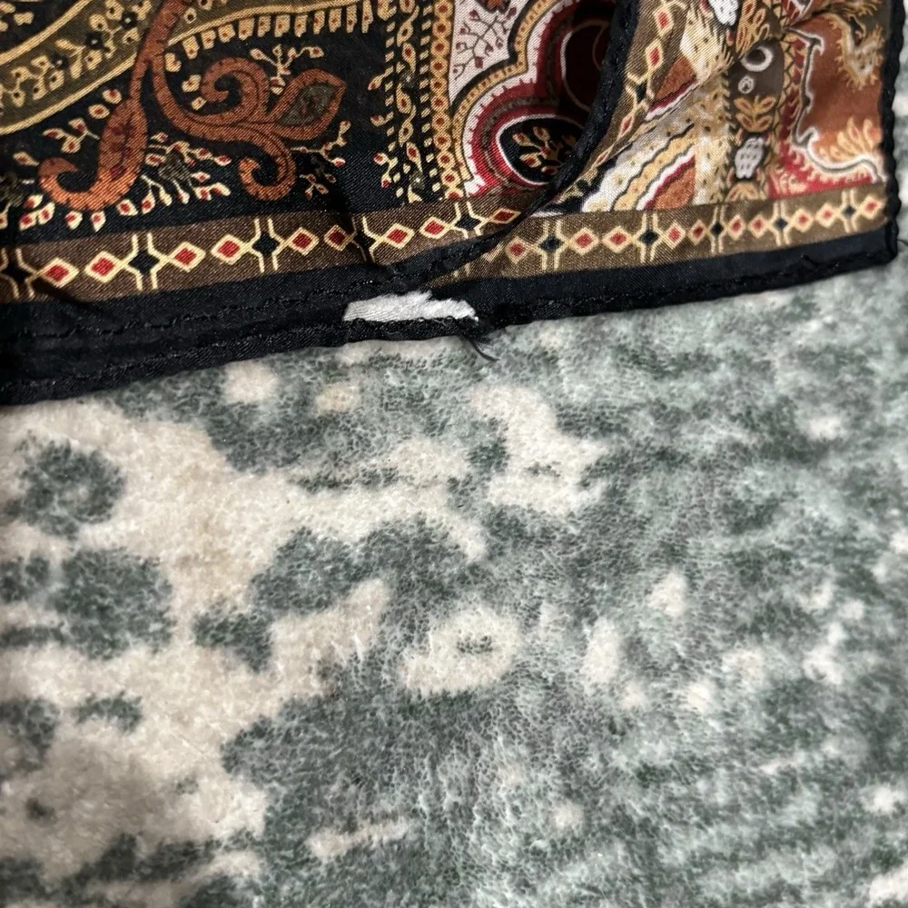 vintage Echo silk paisley scarf 52